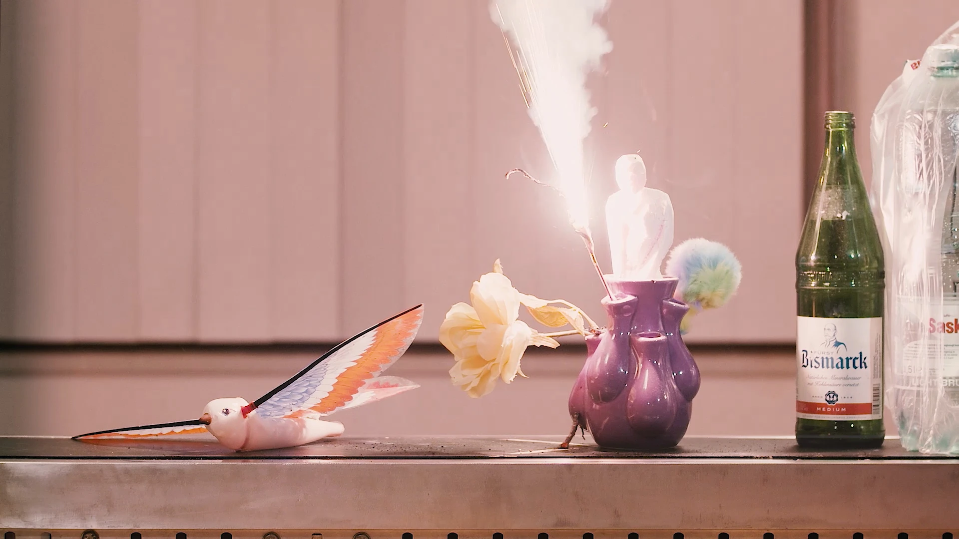 Oded Rimon, Flow of Goods, Two-channels video, 54:50, loop, commisioned by Dounelab, Amsterdam, 2020