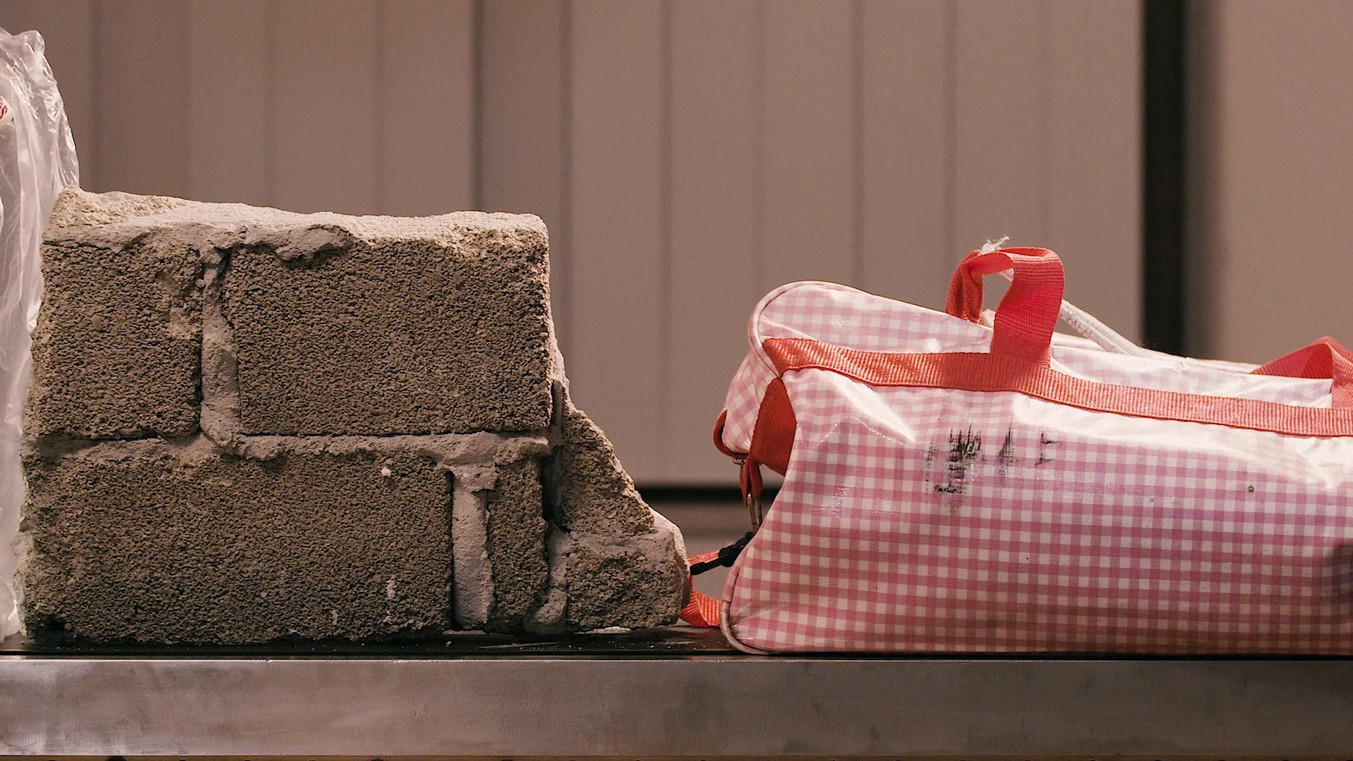 Oded Rimon, Flow of Goods, Two-channels video, 54:50, loop, commisioned by Dounelab, Amsterdam, 2020